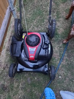 Murray lawnmower 21inch 450e runs very good starts 1st or 2nd pull...gets the job done