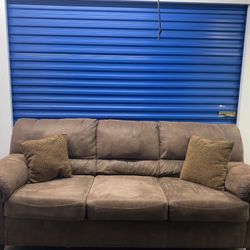 Comfortable Couch (free delivery)