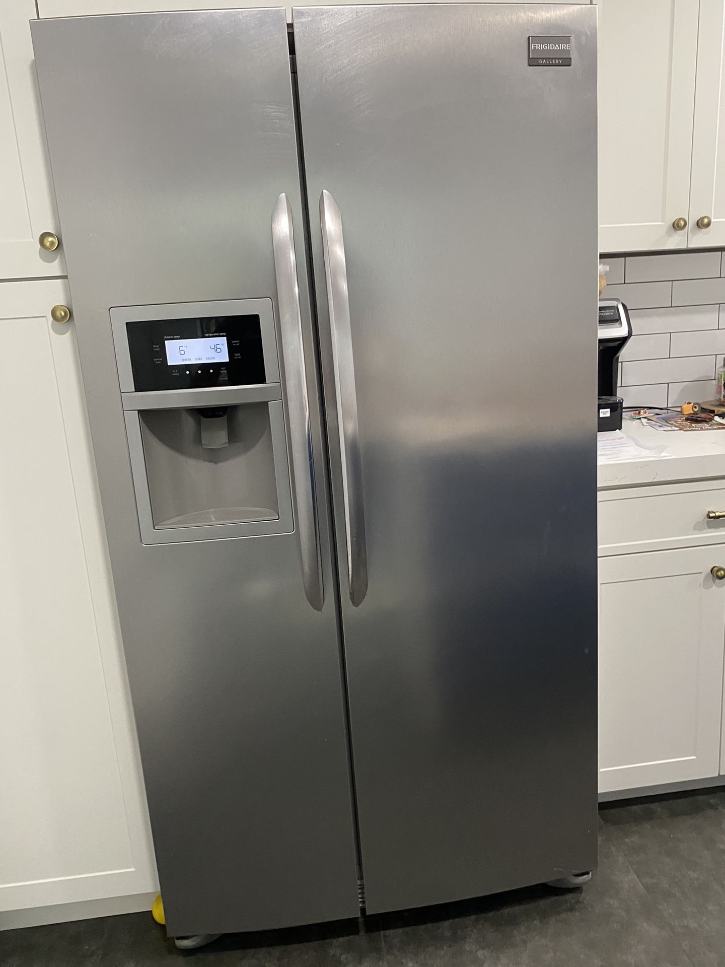 Refrigerator