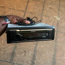 Kenwood Digital Media Reciever ( KMM-BT332U )