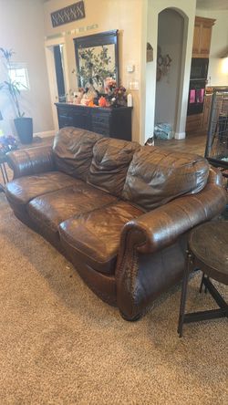 Leather couches Leather couches