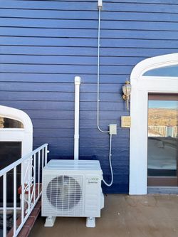 Mini Split 12,000 BTU Heat Pump