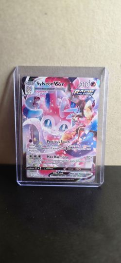 Sylveon VMAX TG15/TG30 Pokémon Card