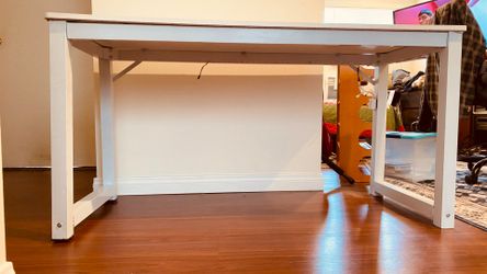 IKEA white table