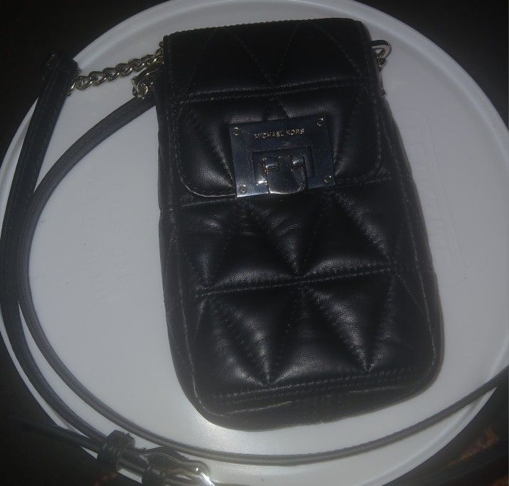Michael Kors Leather Cross Body Phone Bag 
