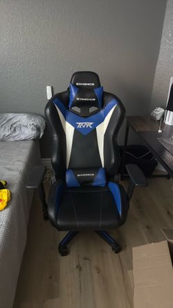 Gaming chair
