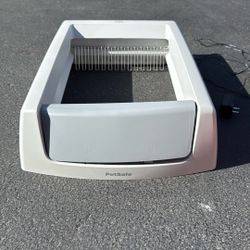 Petsafe Auto Kitty Litter Cleaned 