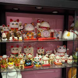 Lucky Cat Collection In Perfect Condition 