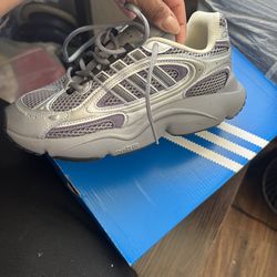 Women’s Adidas Ozmillen