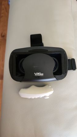 VR Goggles with remote