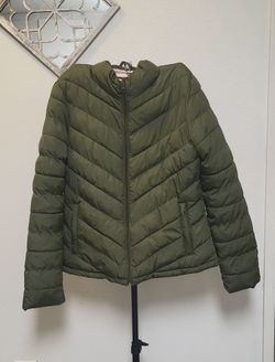 Gap Olive Green Puffer Jacket Size Medium