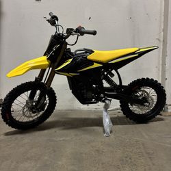 Hyper Bee SURRON E Bike 5000W  2025 New Was $2799  Now $2199 At Turbopowersports 