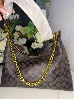 Shoulder bag