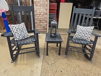 2 outdoor rocking chairs and end table