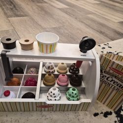 Melissa And Doug Ice Cream Counter 