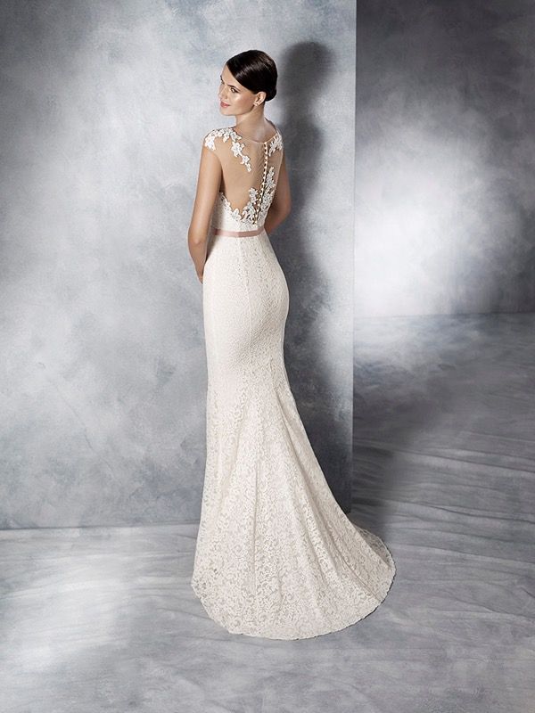 Pronovias wedding gown