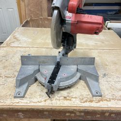 10 inch Milwaukee magnum miter saw 