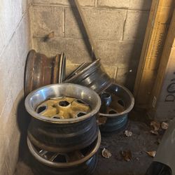 4 Old School Car Rims 