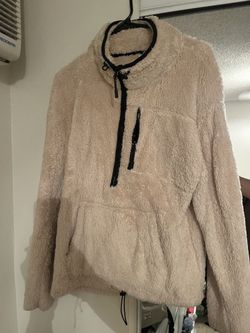 vs pink sherpa sweater
