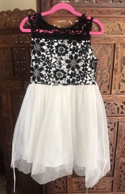 Girls dress size 10