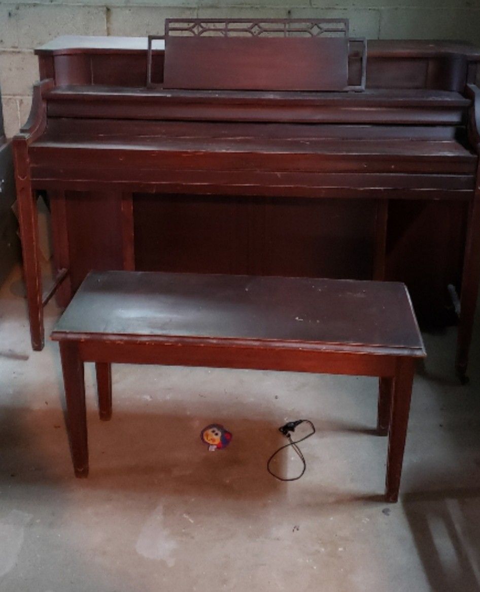 vintage kimball piano