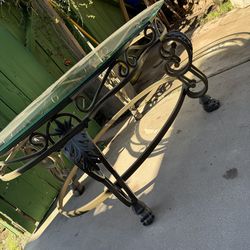Little glass table metal