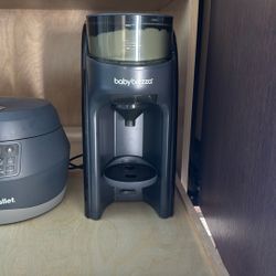 Baby Brezza Formula Pro Advanced Baby Formula Dispenser × 1