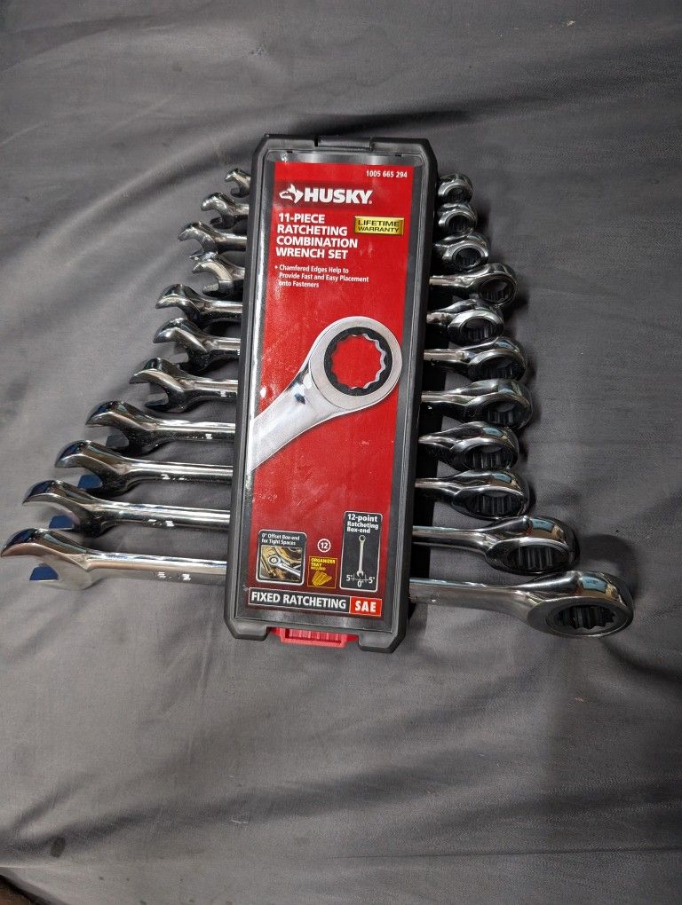 Husky 11-piece Ratcheting Combination Wrench Set