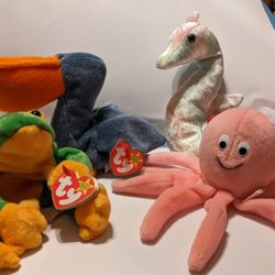 4 Vintage Beanie Babies: Scoop, Smoochy, Inky& Neon