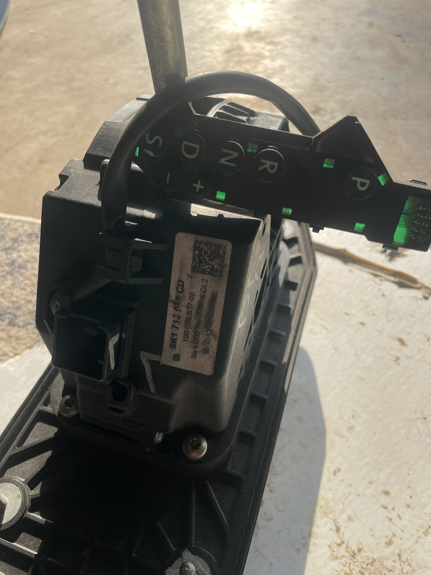 Gear Shifter—Auto/+ - Manual