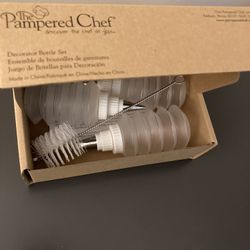 The Pampered Chef Decorating Bottle Set NEW