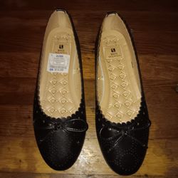 White Mountain Size 9 