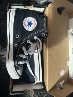 Kids converse