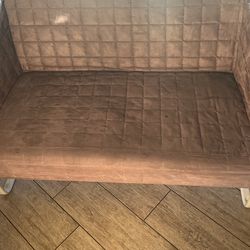 Small Couch 46’