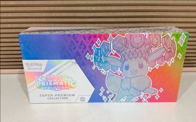 PRISMATIC EVOLUTIONS SUPER PREMIUM COLLECTION SCARLET & VIOLET