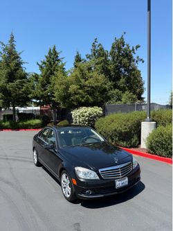 2011 Mercedes Benz C300
