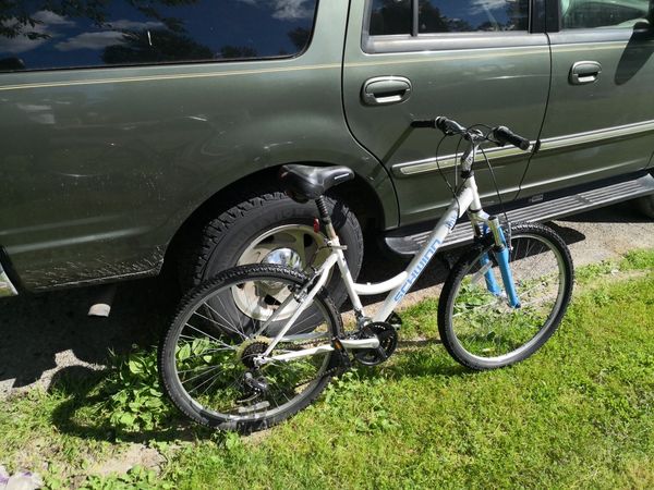 Schwinn Link comfort bike for Sale in Kent, WA OfferUp
