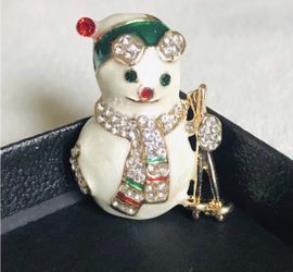 Snowman Brooch