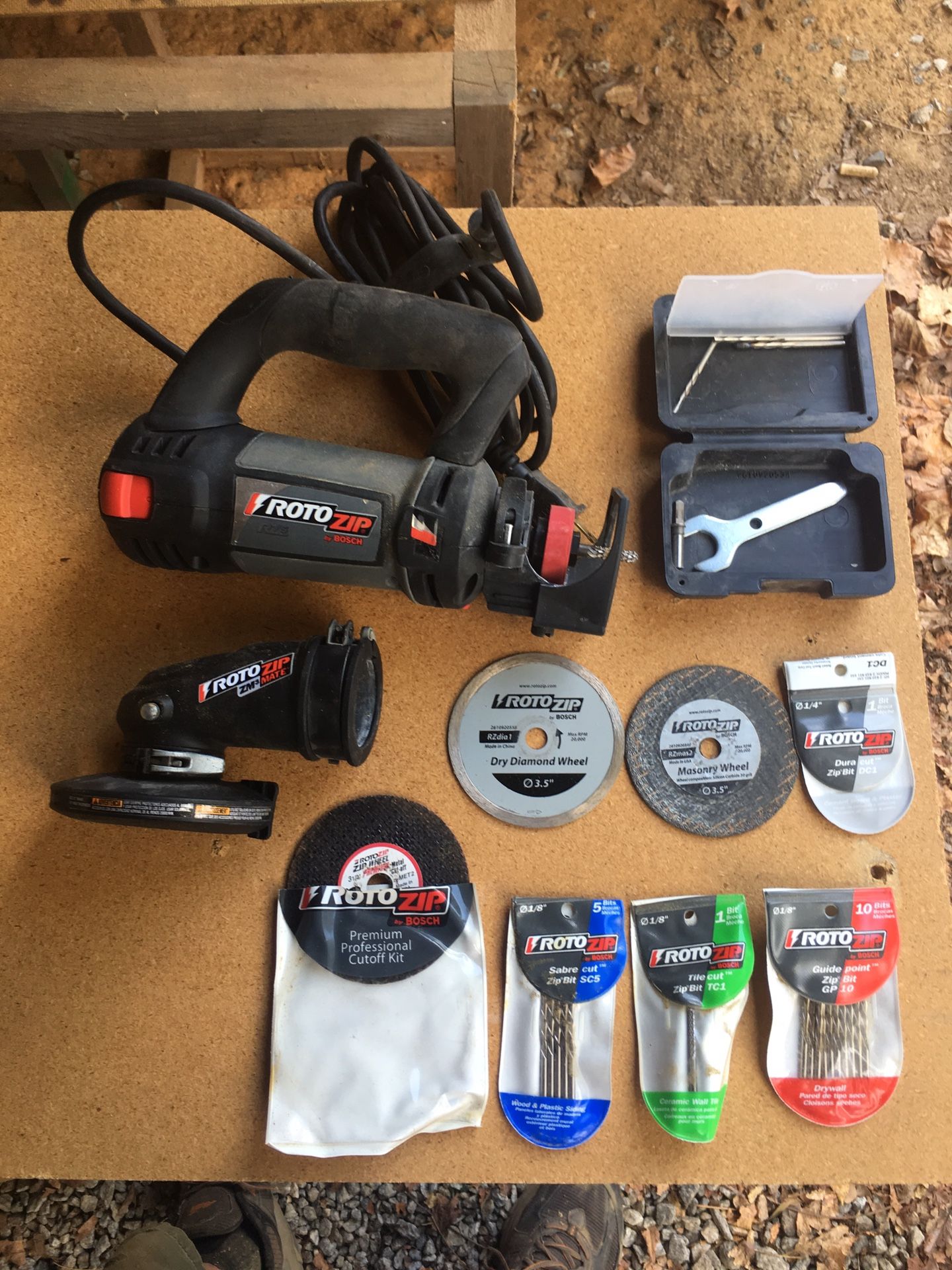 Rotozip Tool Kit with Zip Mate Right Angle Attachment