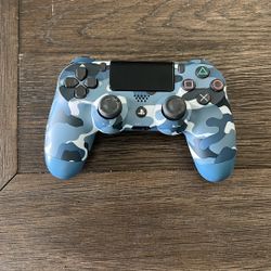PS4 Controller