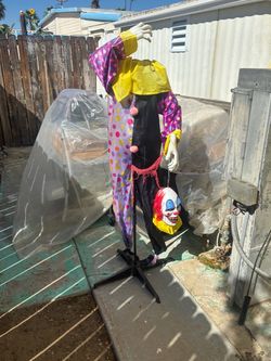 Scary clown prop