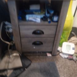 End Table Asap Moving 