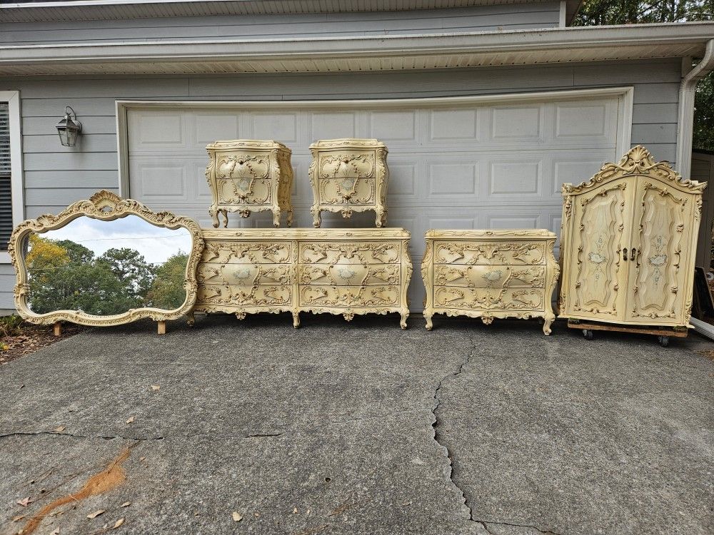 Vintage Italian Rococo King Size Bedroom Set - Dresser with Mirror Armoire 2 Nightstands King Size Bed Frame