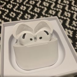 Airpod 4 With Active Noise Cancellation