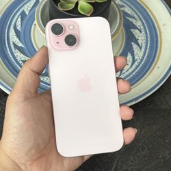 iPhone 15 128 GB Pink 🌸 Unlocked