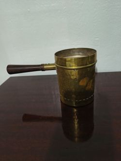 VINTAGE BRASS - WOOD HANDLE STRAINER POT 4 h "×3" W /4.3" Handle