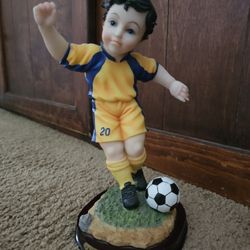 Victoria Collection Soccer Statue