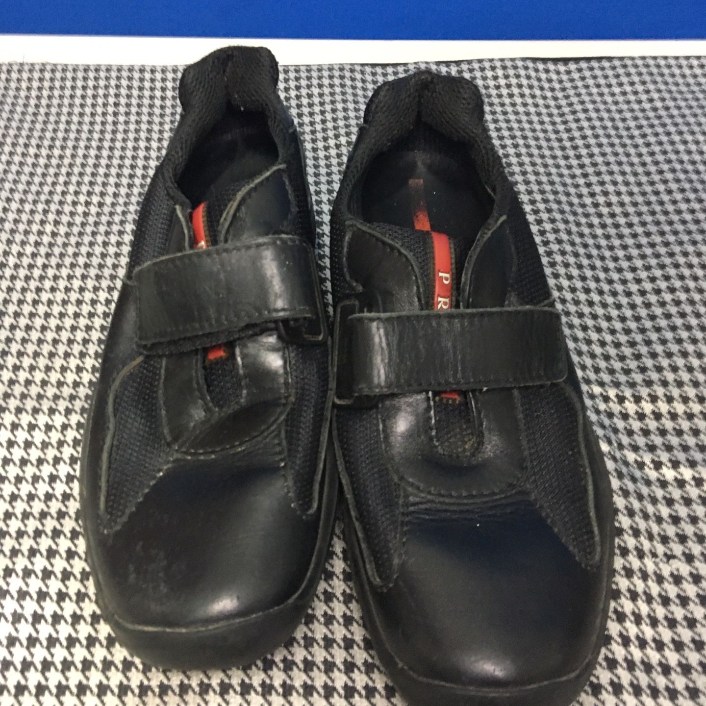 Prada kids shoes deals