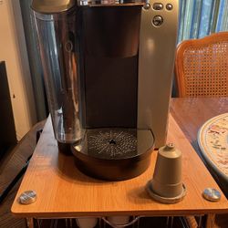 Keurig Coffee Maker/Bamboo Stand with Drawer