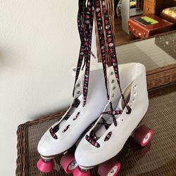 Women’s Roller Skates 